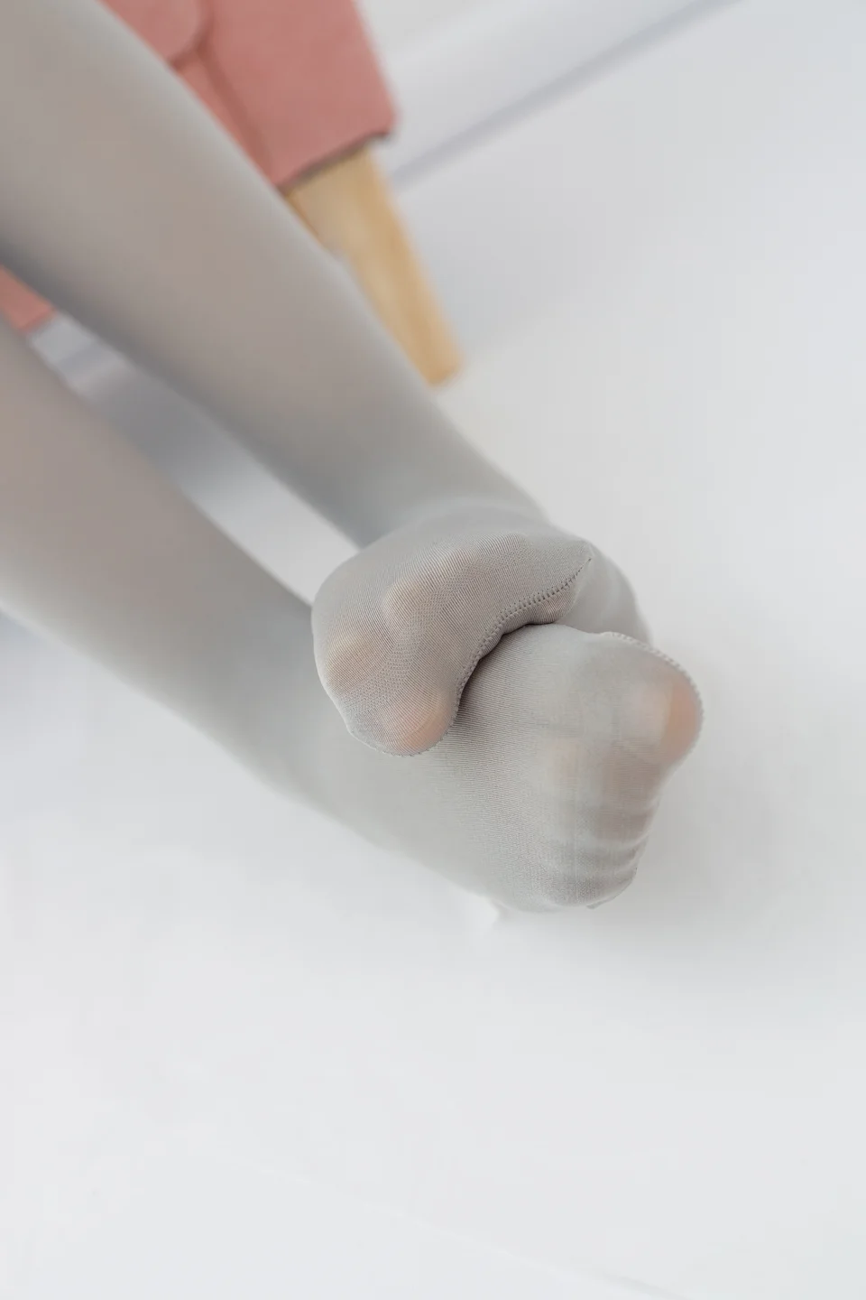 森萝财团_小夜_No_002_内部017_真空灰丝80D_137P,1V_5_01GBP tg@simisebaisi 【丝足阁】121.webp